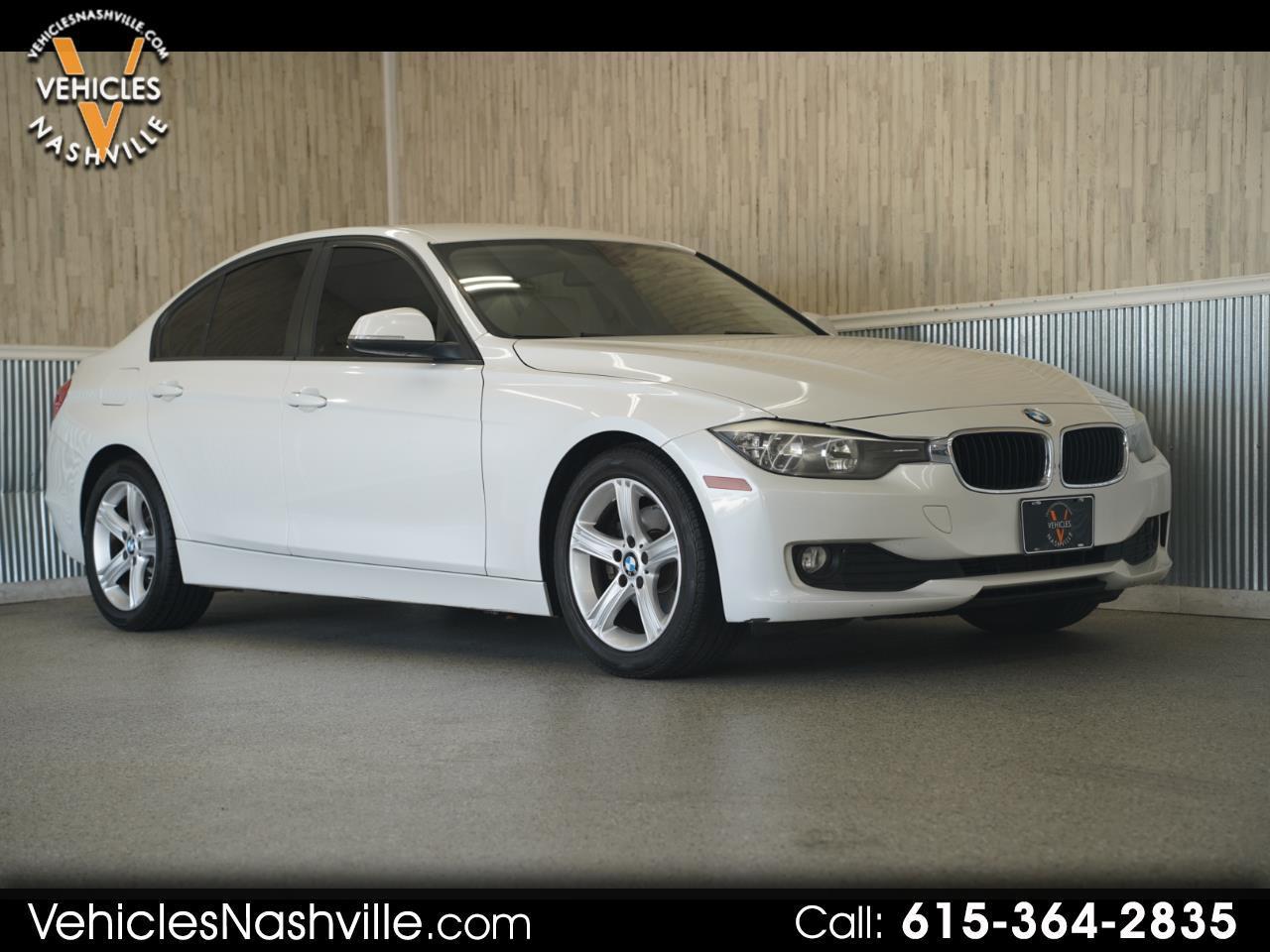 BMW 3 Series 4dr Sdn 320i RWD 2013
