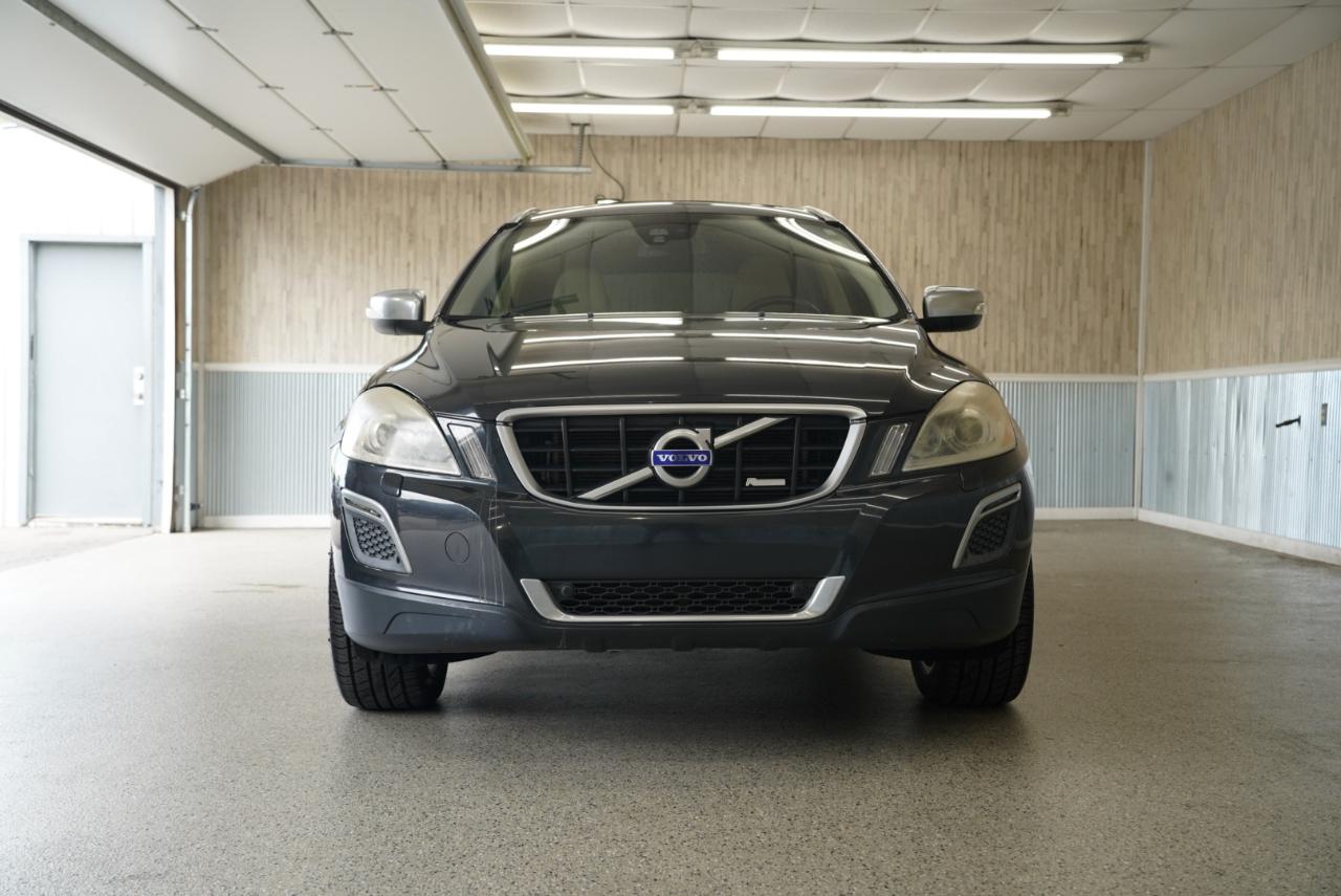 Volvo XC60 AWD 4dr 3.0L 2012