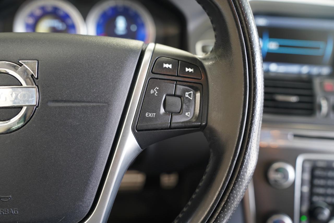 Volvo XC60 AWD 4dr 3.0L 2012