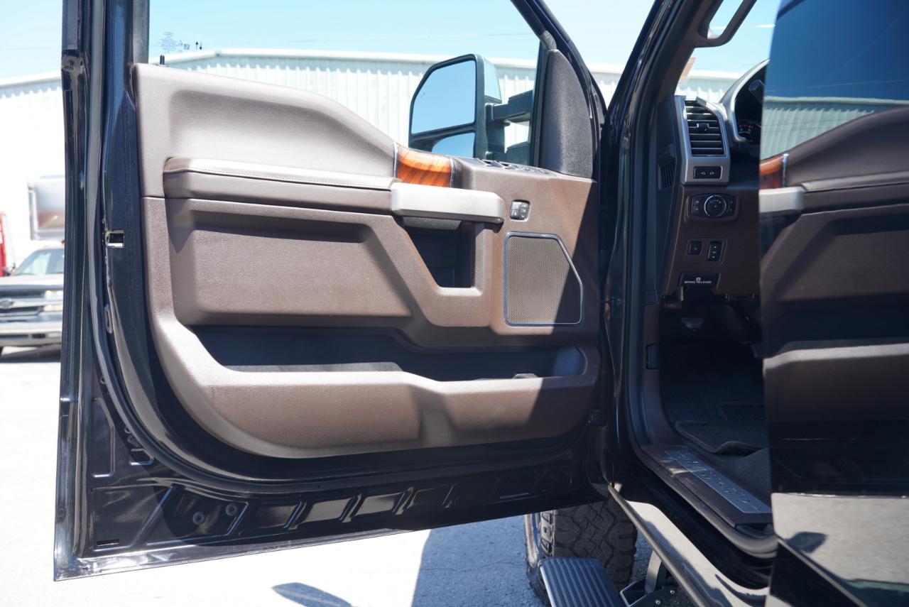 Ford Super Duty F-350 SRW  2021