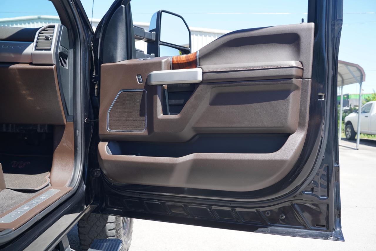 Ford Super Duty F-350 SRW  2021