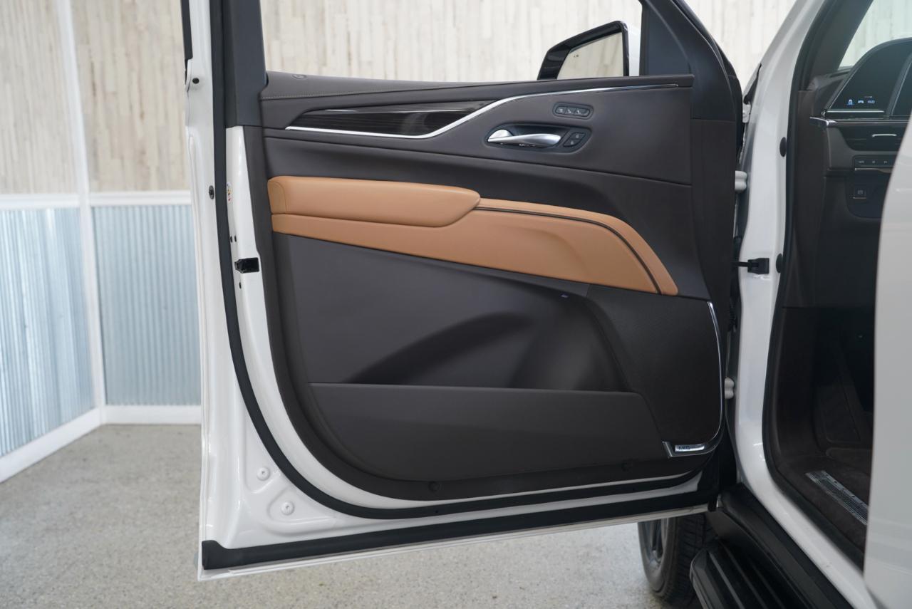 Cadillac Escalade 4WD 4dr Premium Luxury 2021