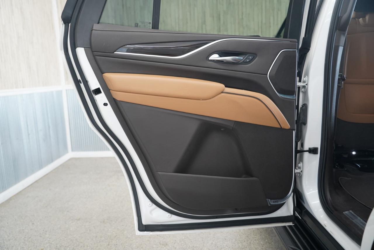 Cadillac Escalade 4WD 4dr Premium Luxury 2021