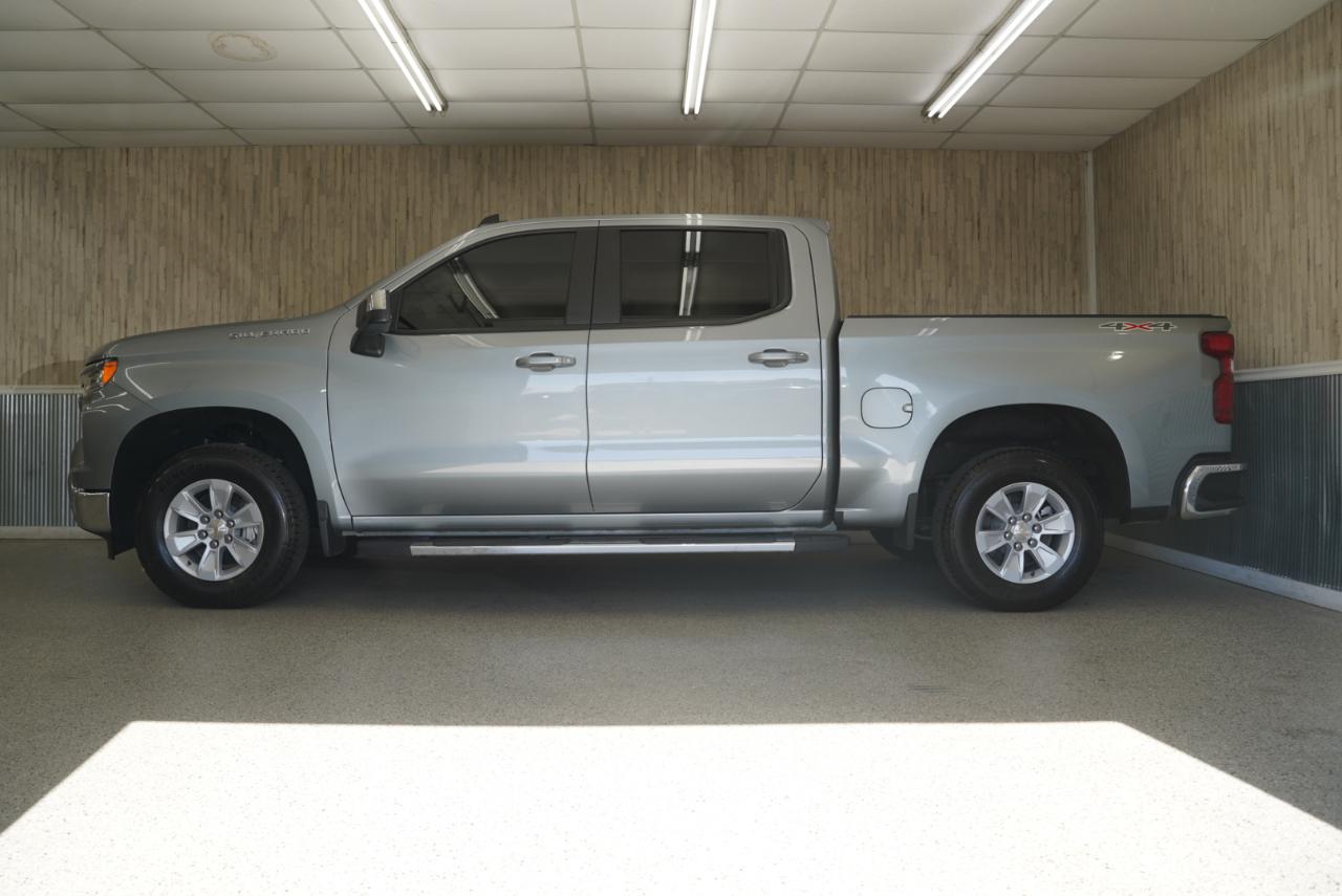 Chevrolet Silverado 1500 4WD Crew Cab 147" LT w/1LT 2025