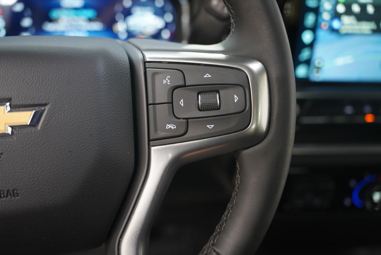 Chevrolet Silverado 1500 4WD Crew Cab 147" LT w/1LT 2025