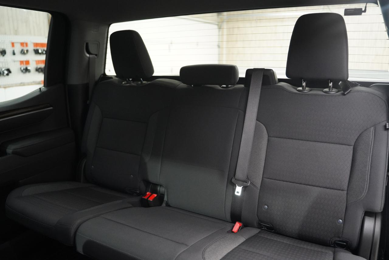 Chevrolet Silverado 1500 4WD Crew Cab 147" LT w/1LT 2025