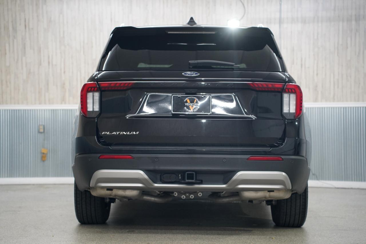 Ford Explorer Platinum RWD 2025