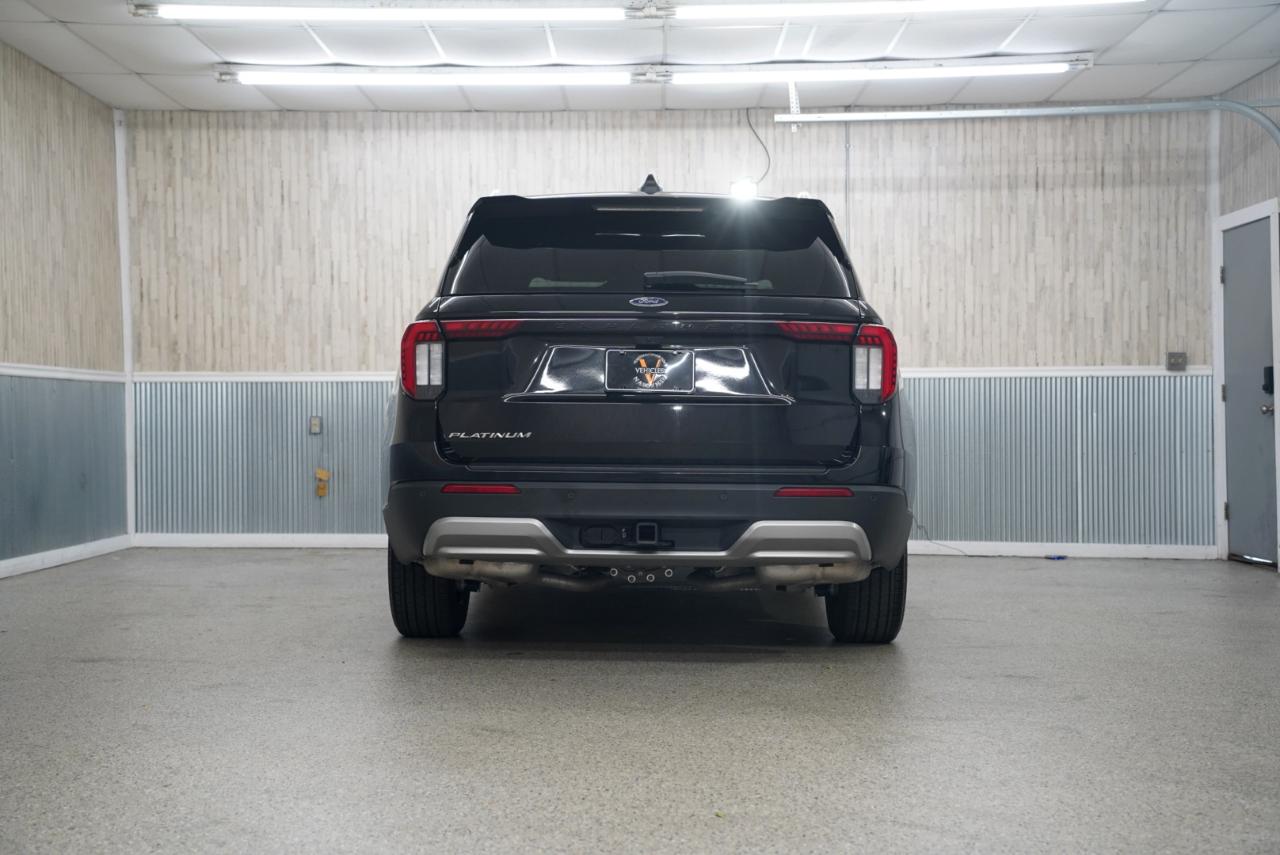 Ford Explorer Platinum RWD 2025