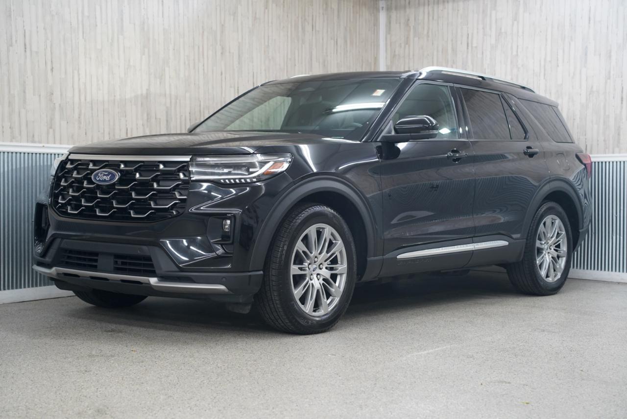 Ford Explorer Platinum RWD 2025