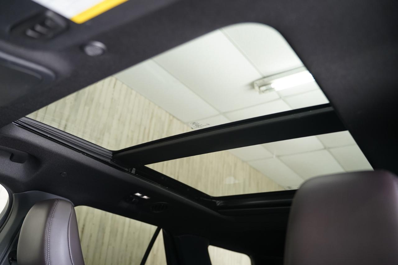 Ford Explorer Platinum RWD 2025
