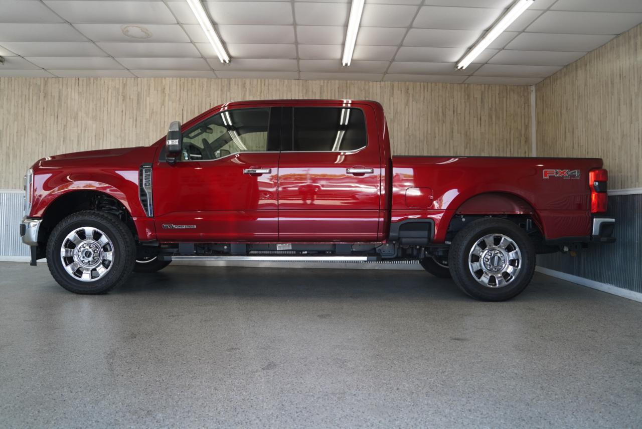 Ford Super Duty F-250 SRW  2025