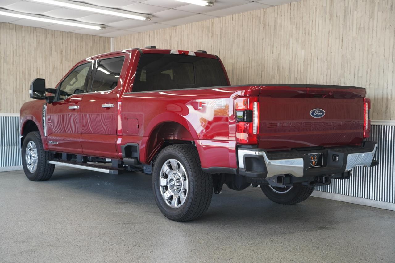 Ford Super Duty F-250 SRW  2025