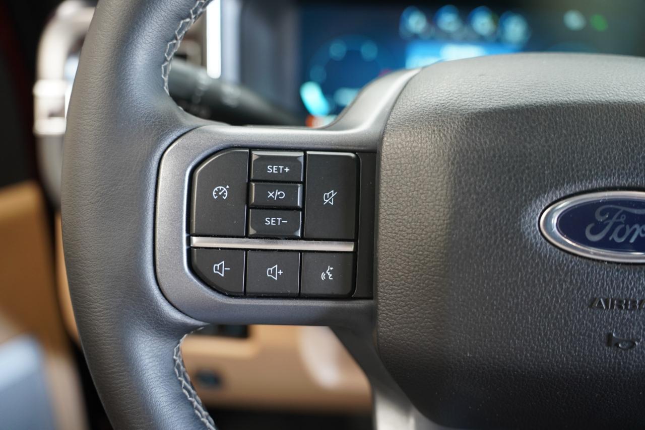 Ford Super Duty F-250 SRW  2025