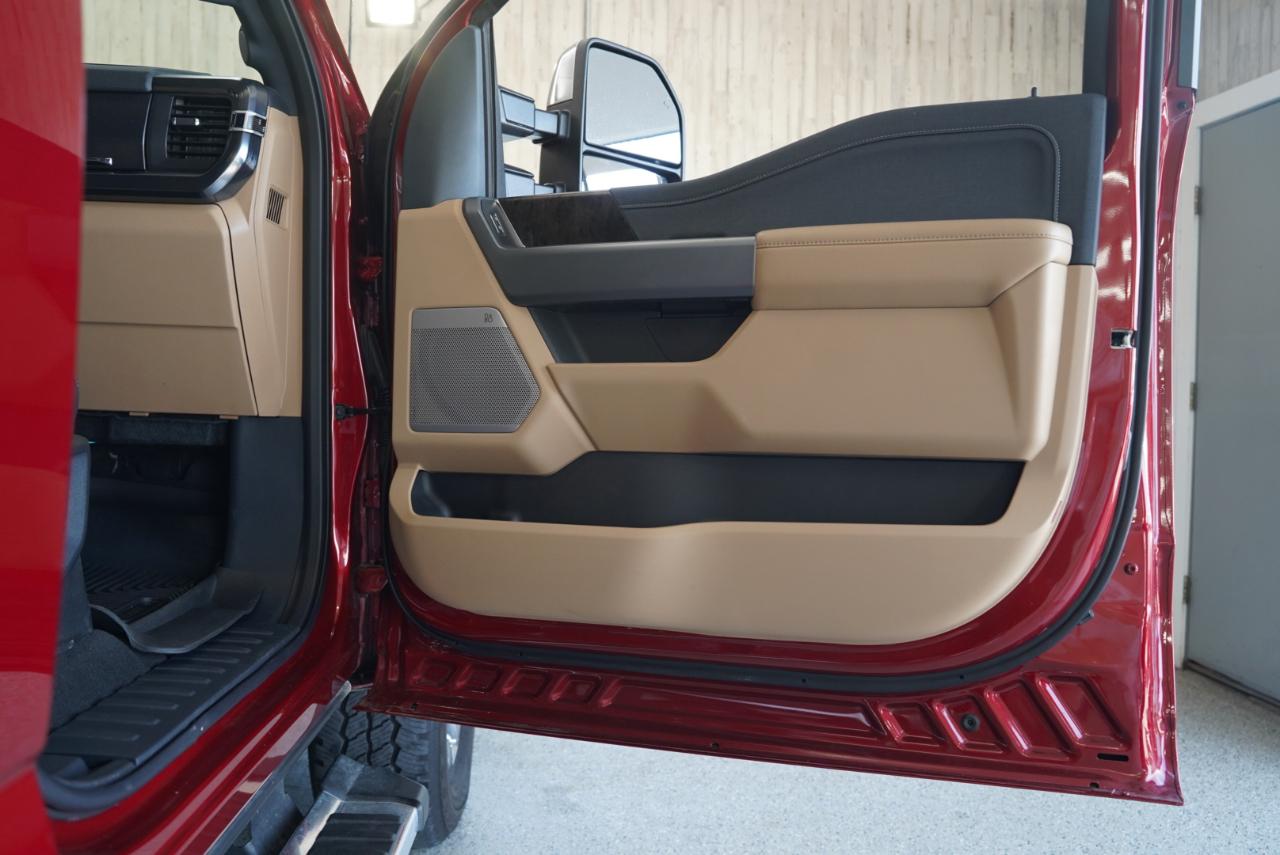 Ford Super Duty F-250 SRW  2025