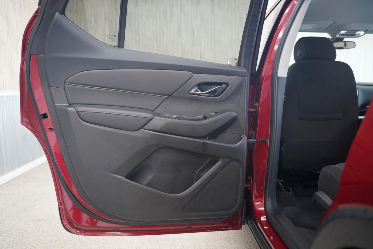 Chevrolet Traverse AWD 4dr LT Cloth w/1LT 2018