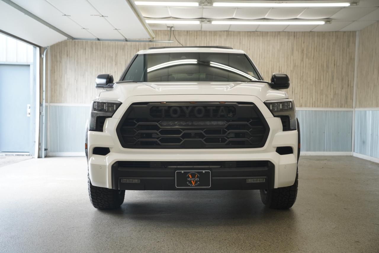 Toyota Sequoia  2025