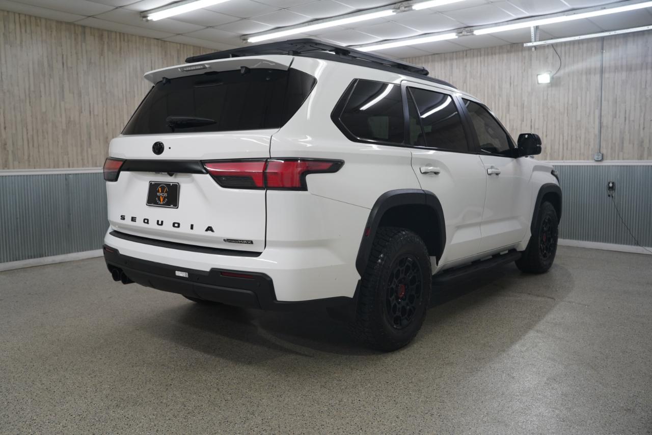 Toyota Sequoia  2025
