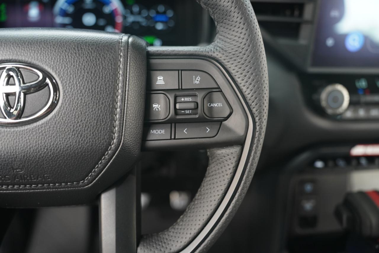 Toyota Sequoia  2025