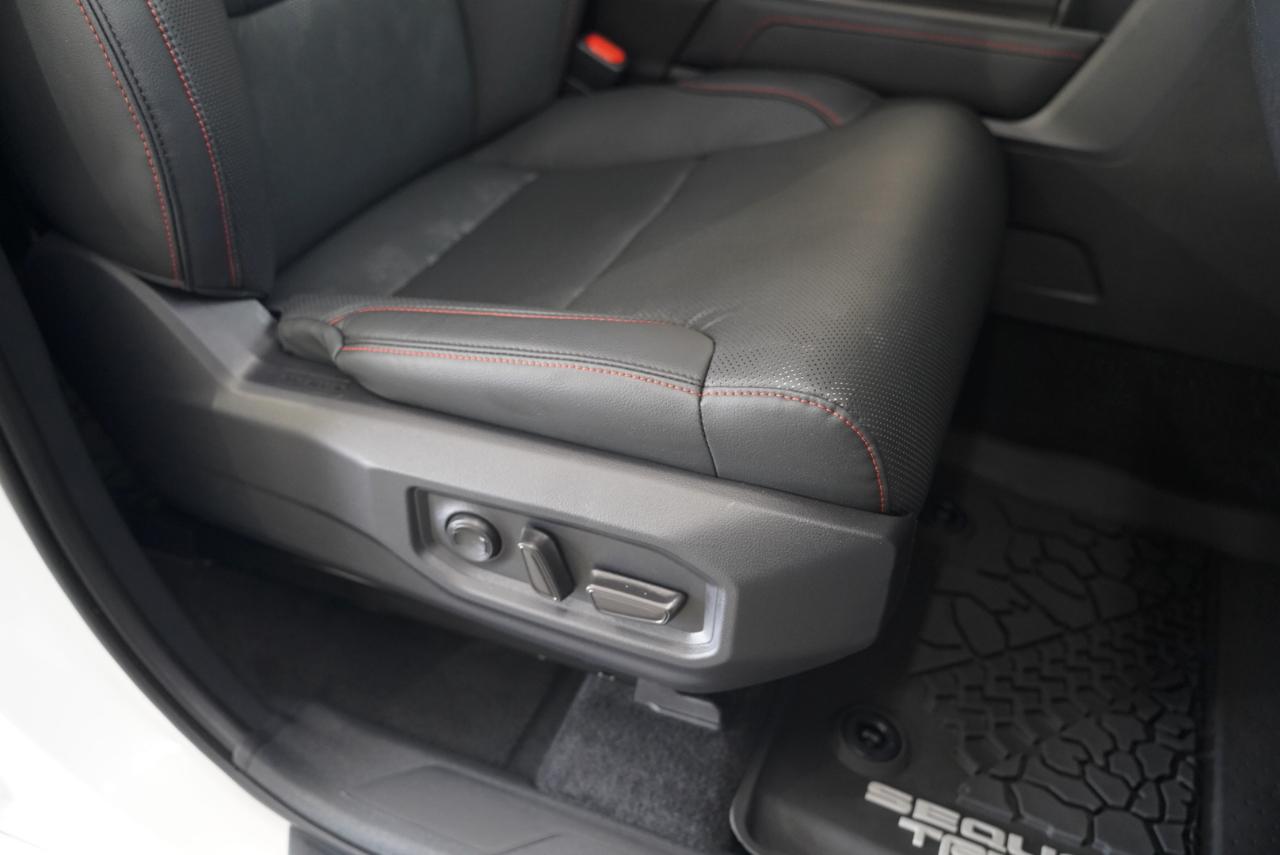 Toyota Sequoia  2025