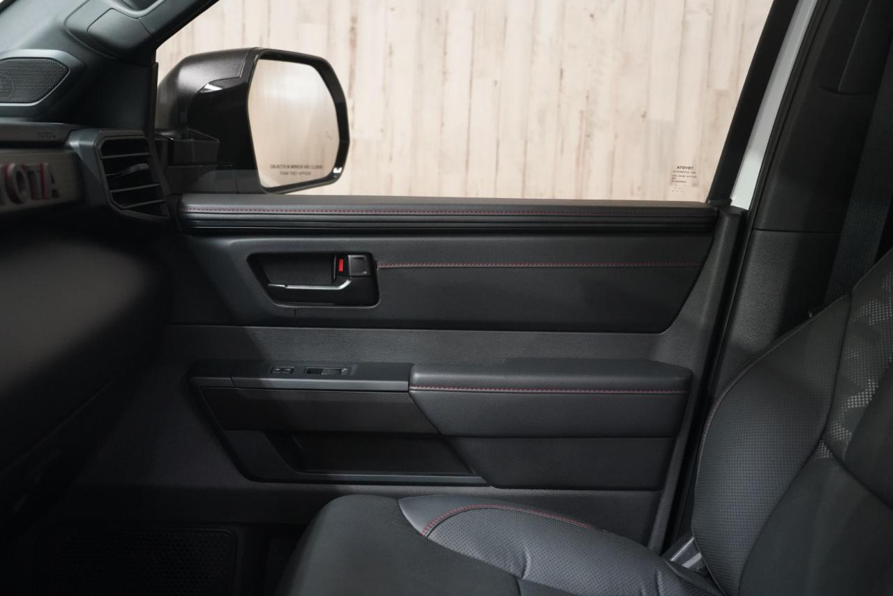 Toyota Sequoia  2025