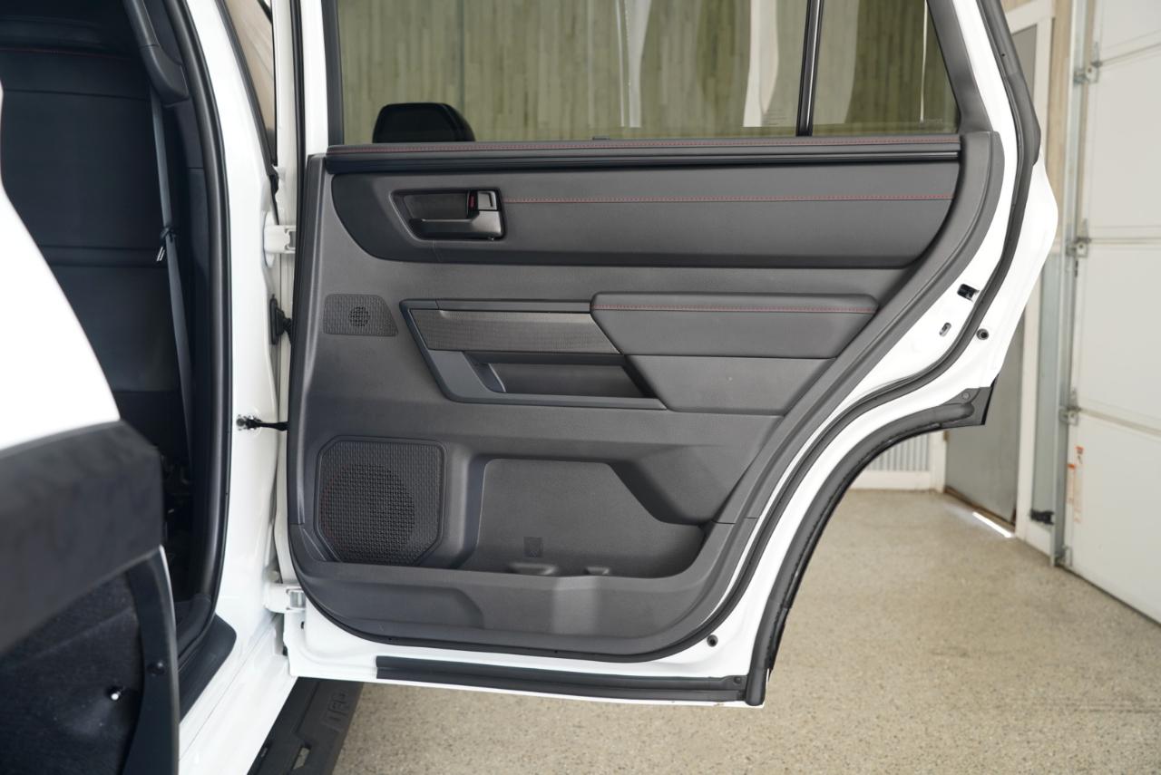 Toyota Sequoia  2025