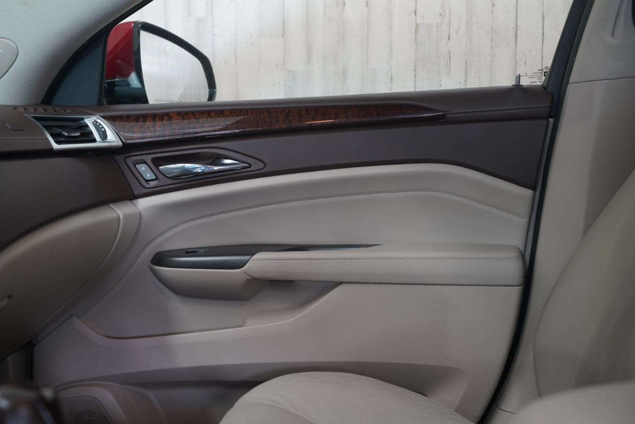 Cadillac SRX AWD 4dr Premium Collection 2012