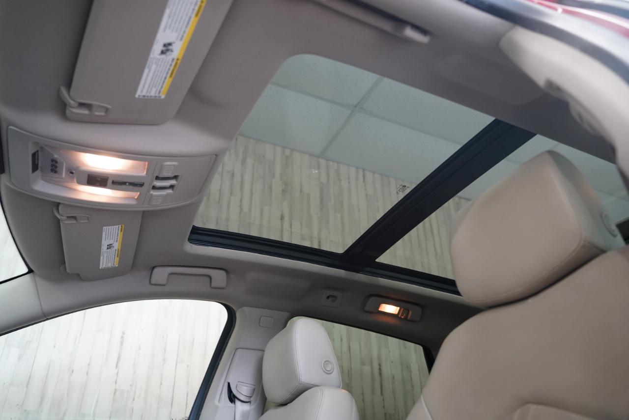 Cadillac SRX AWD 4dr Premium Collection 2012
