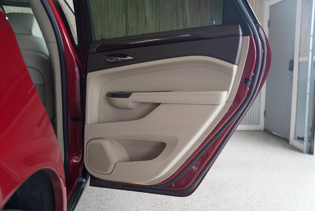 Cadillac SRX AWD 4dr Premium Collection 2012