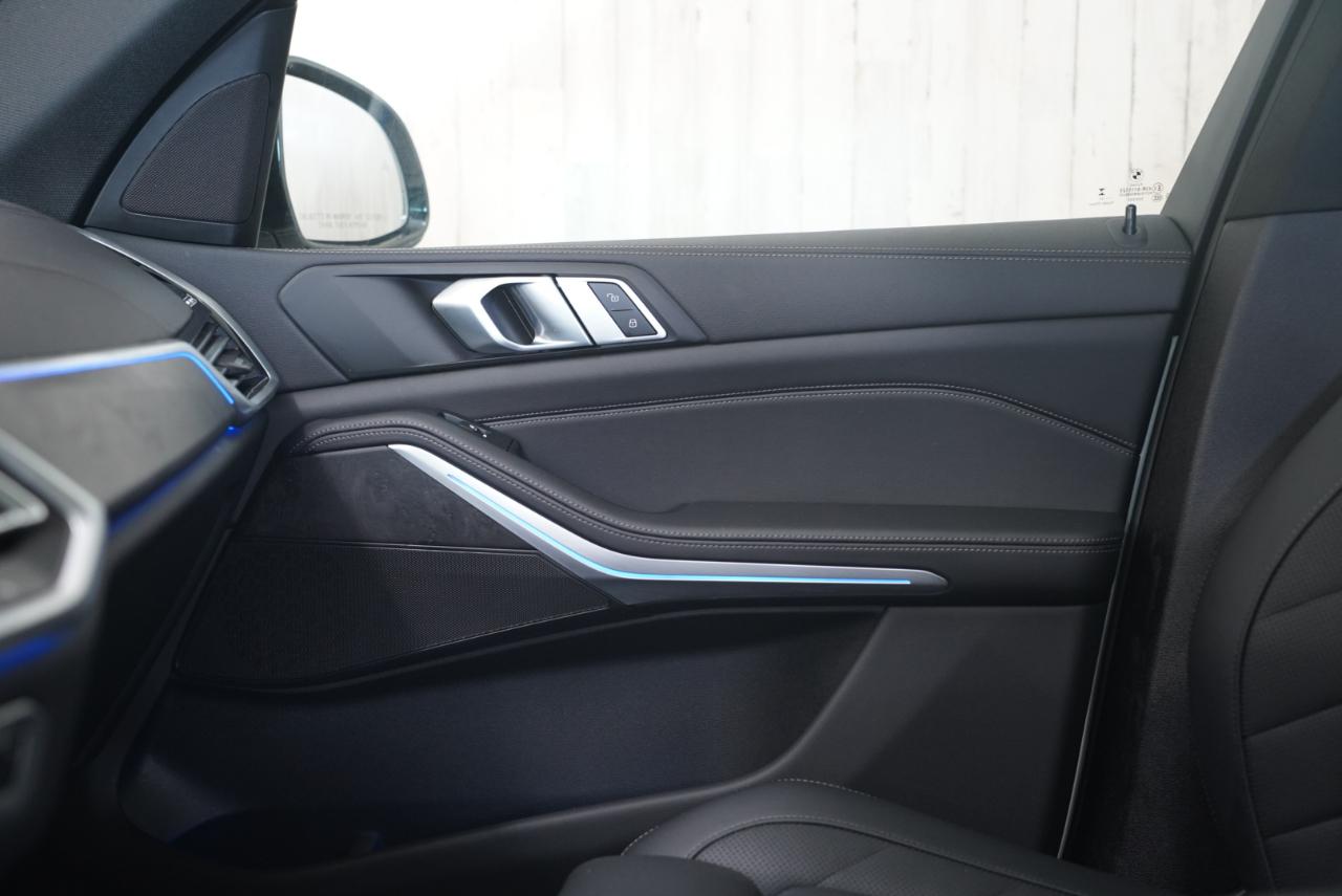 BMW X5 xDrive40i Sports Activity Vehicle 2023