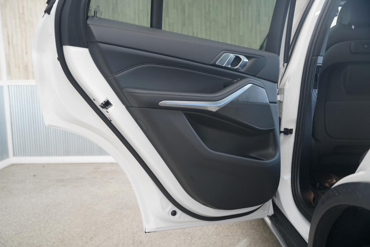 BMW X5 xDrive40i Sports Activity Vehicle 2023