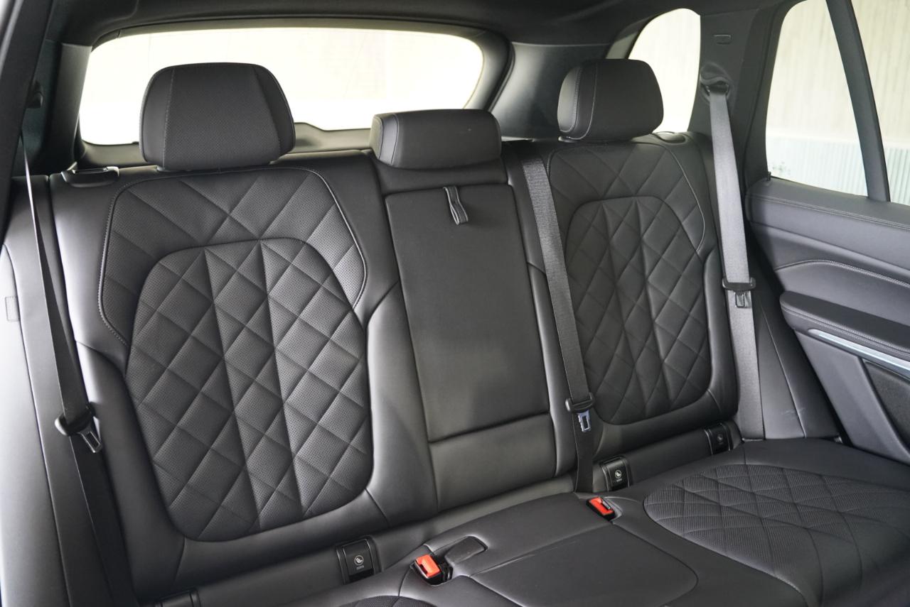 BMW X5 xDrive40i Sports Activity Vehicle 2023