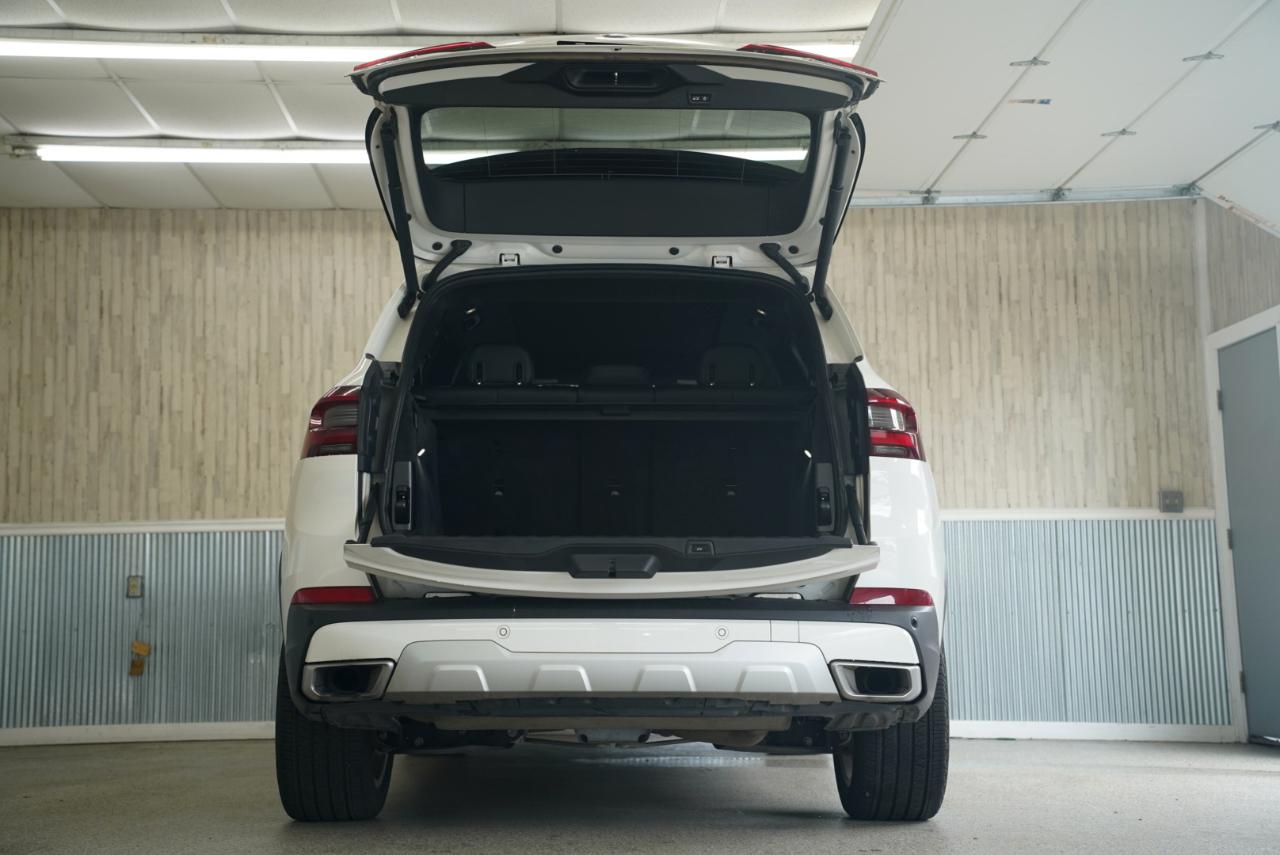 BMW X5 xDrive40i Sports Activity Vehicle 2023