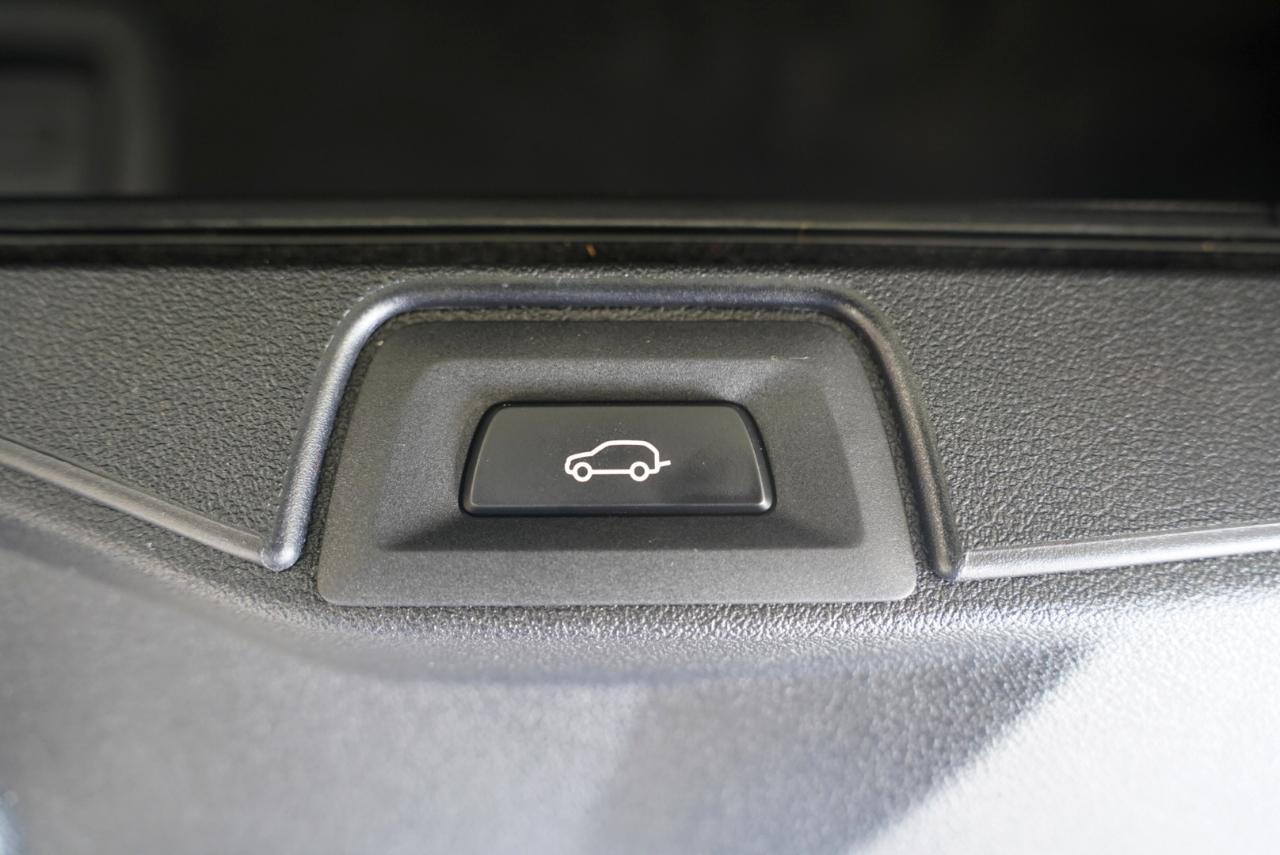 BMW X5 xDrive40i Sports Activity Vehicle 2023