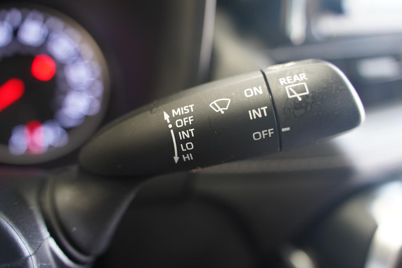 Toyota RAV4 LE AWD 2019