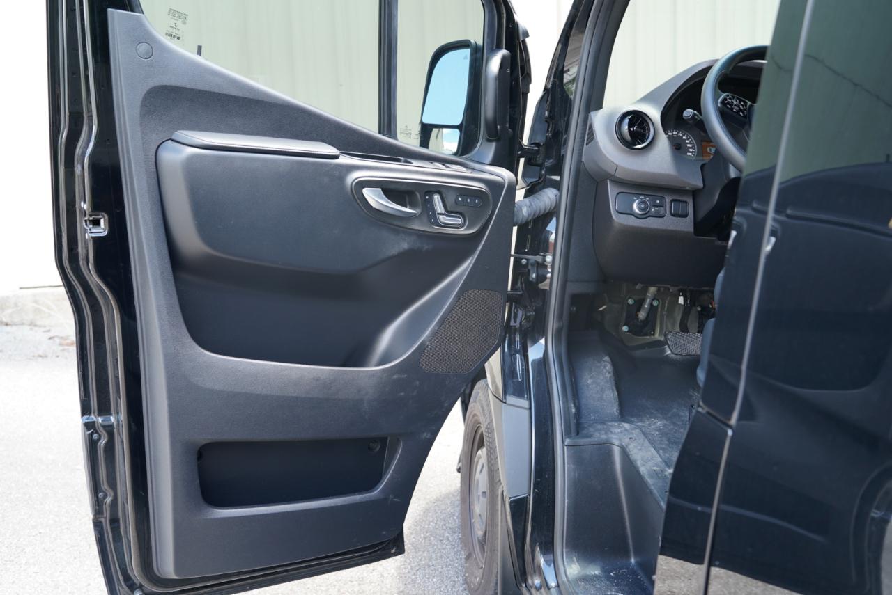 Mercedes-Benz Sprinter Cargo Van 3500 High Roof V6 170" Extended RWD 2021