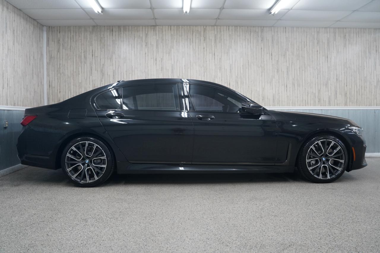 BMW 7 Series 750i xDrive Sedan 2020
