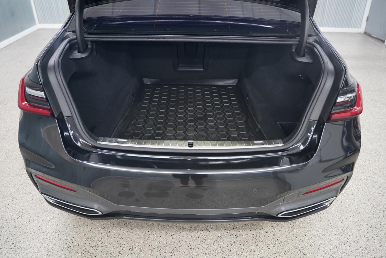 BMW 7 Series 750i xDrive Sedan 2020