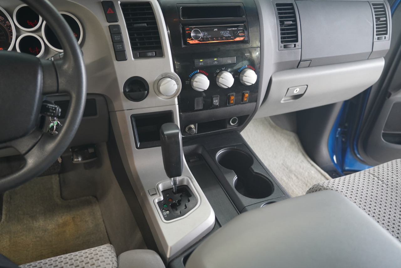 Toyota Tundra 2WD Truck  2008