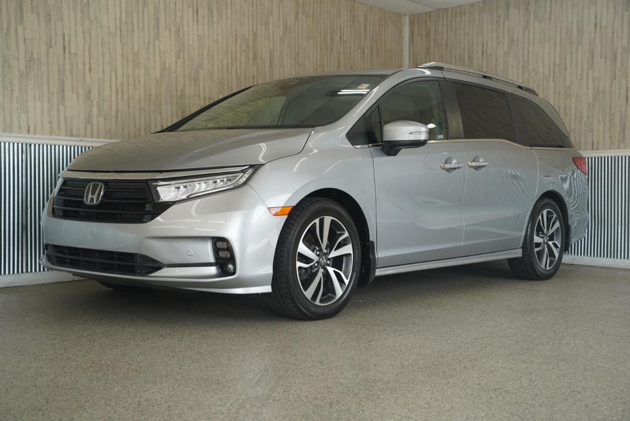 Honda Odyssey Touring Auto 2021