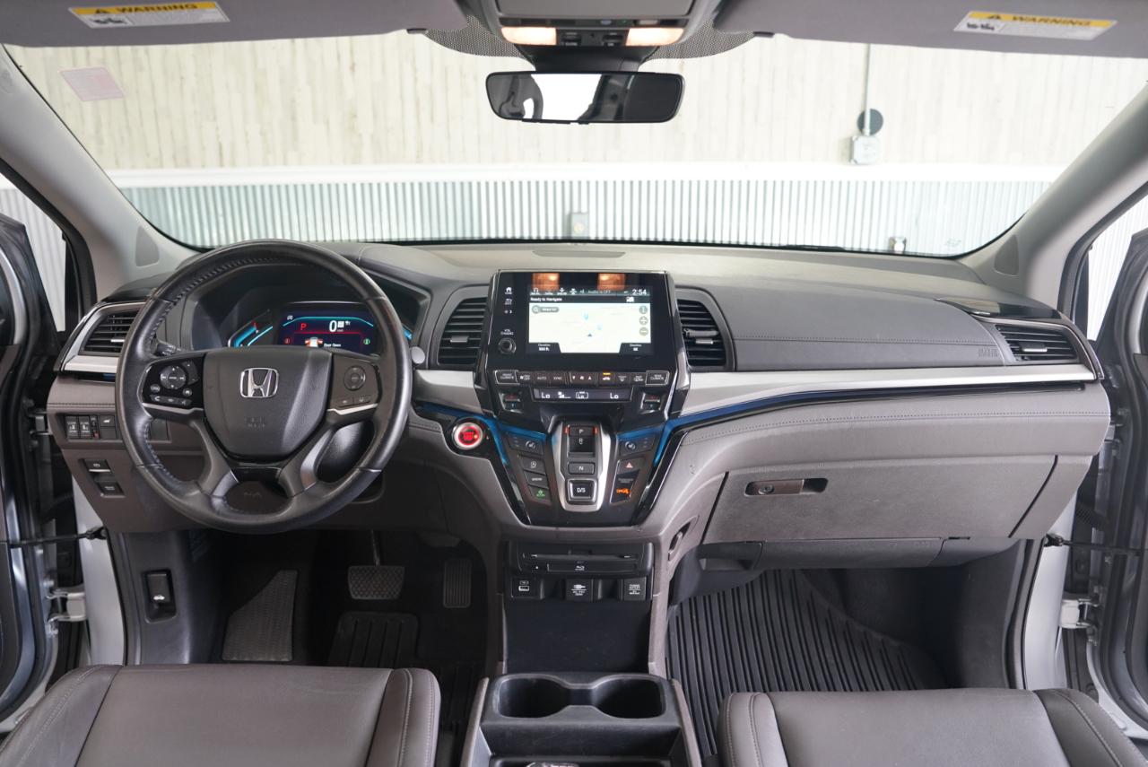Honda Odyssey Touring Auto 2021