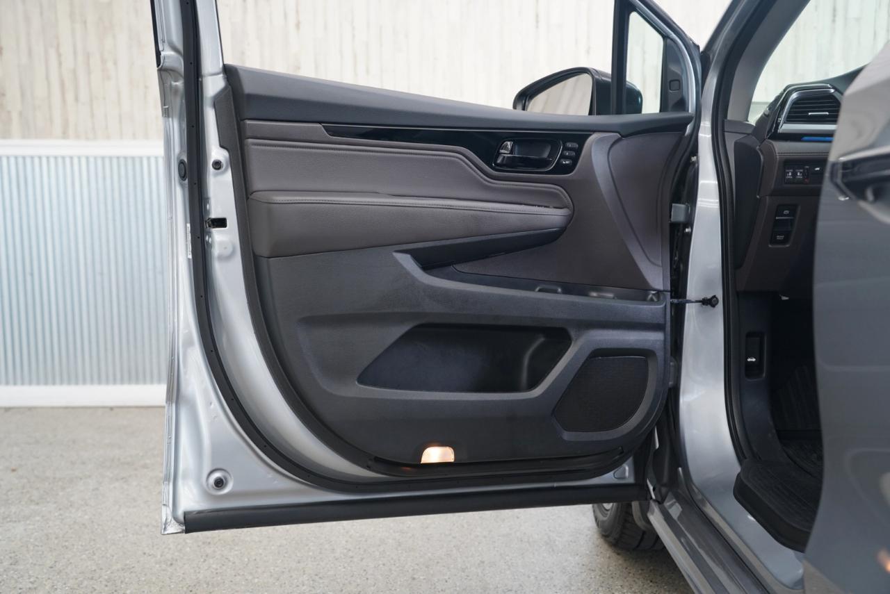 Honda Odyssey Touring Auto 2021