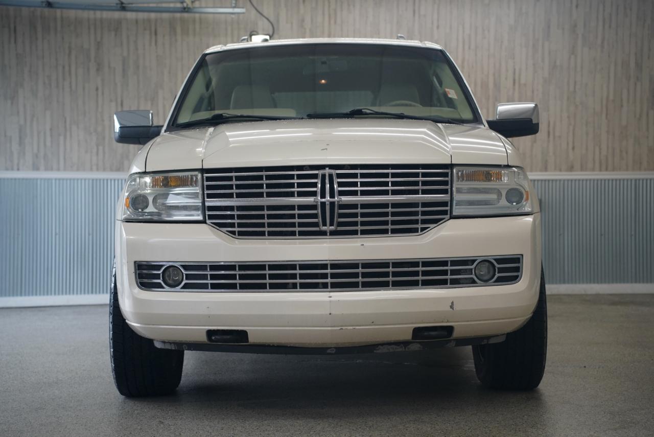 Lincoln Navigator L 2WD 4dr 2007