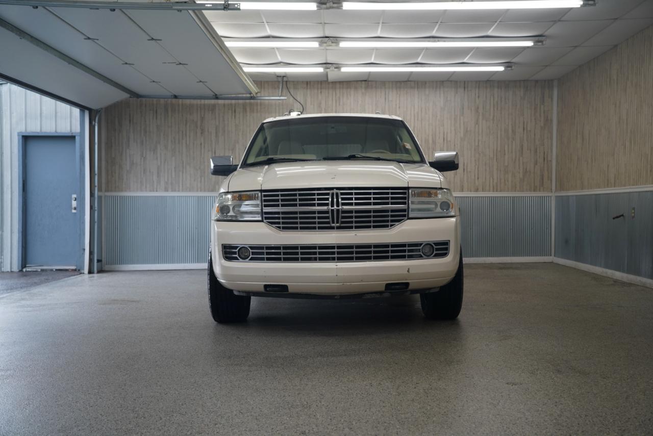 Lincoln Navigator L 2WD 4dr 2007