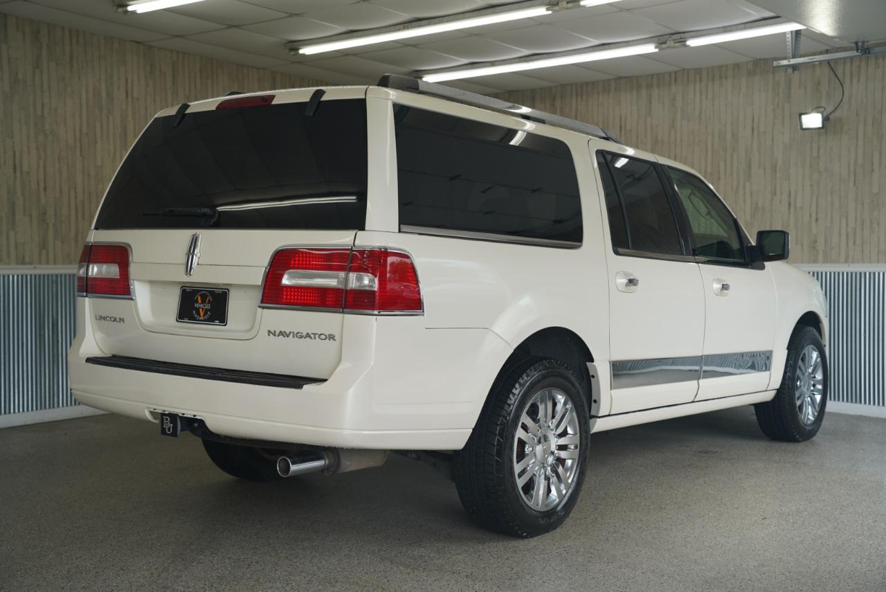 Lincoln Navigator L 2WD 4dr 2007