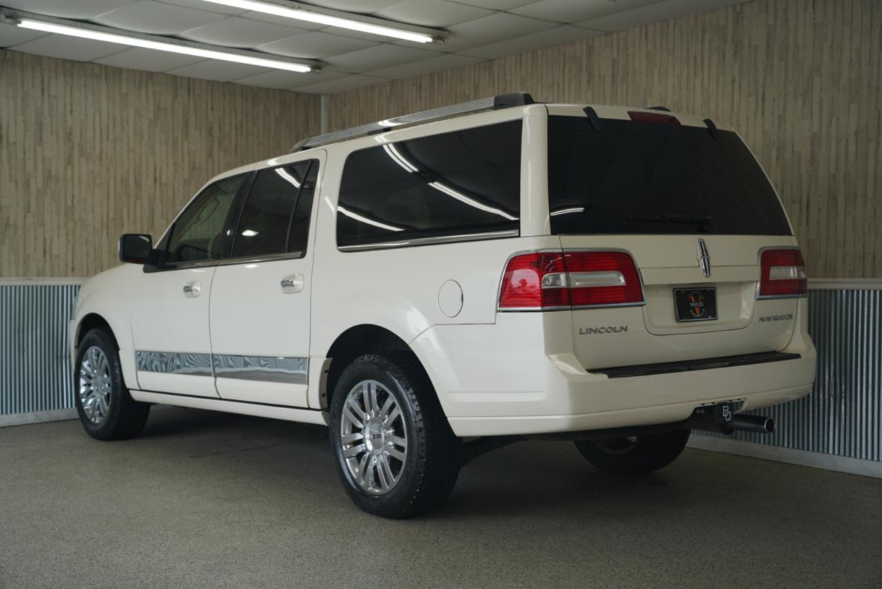 Lincoln Navigator L 2WD 4dr 2007