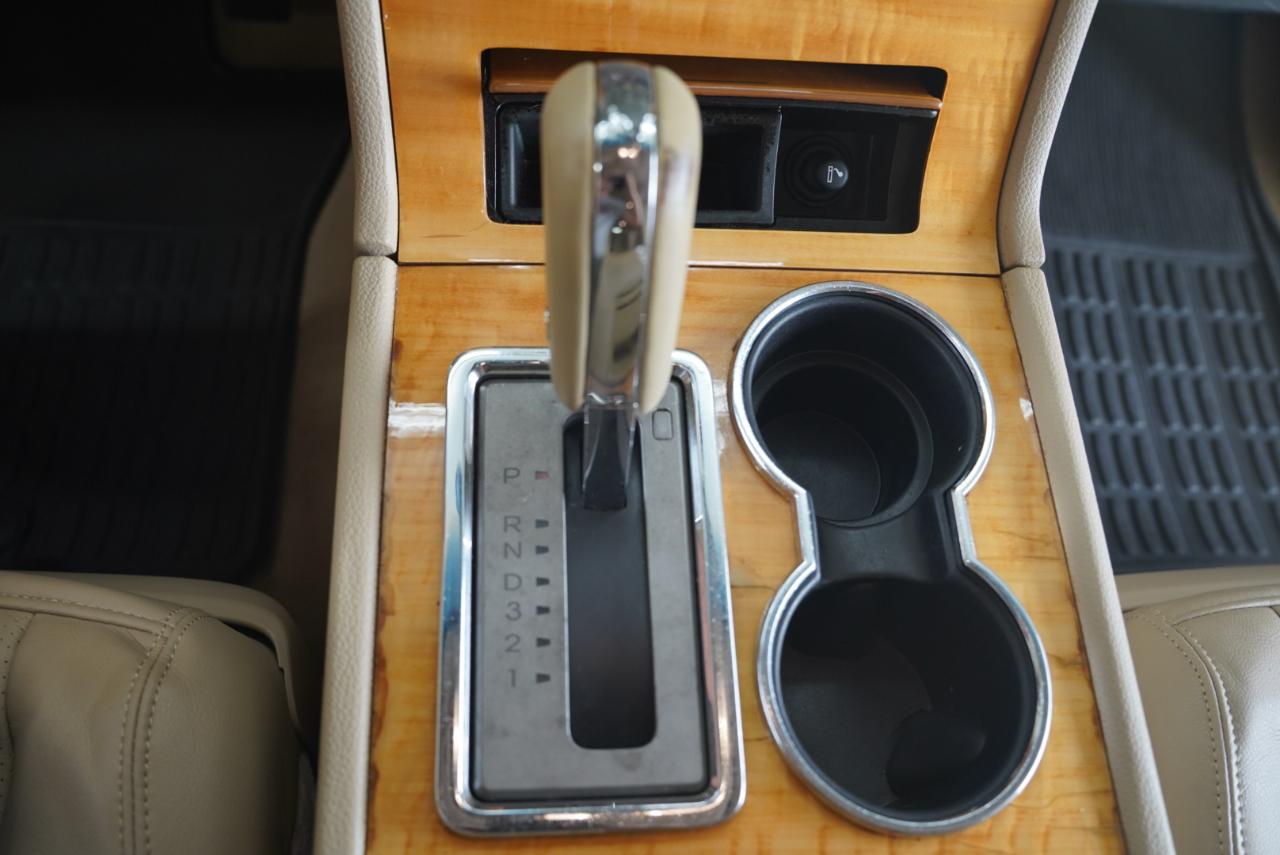 Lincoln Navigator L 2WD 4dr 2007
