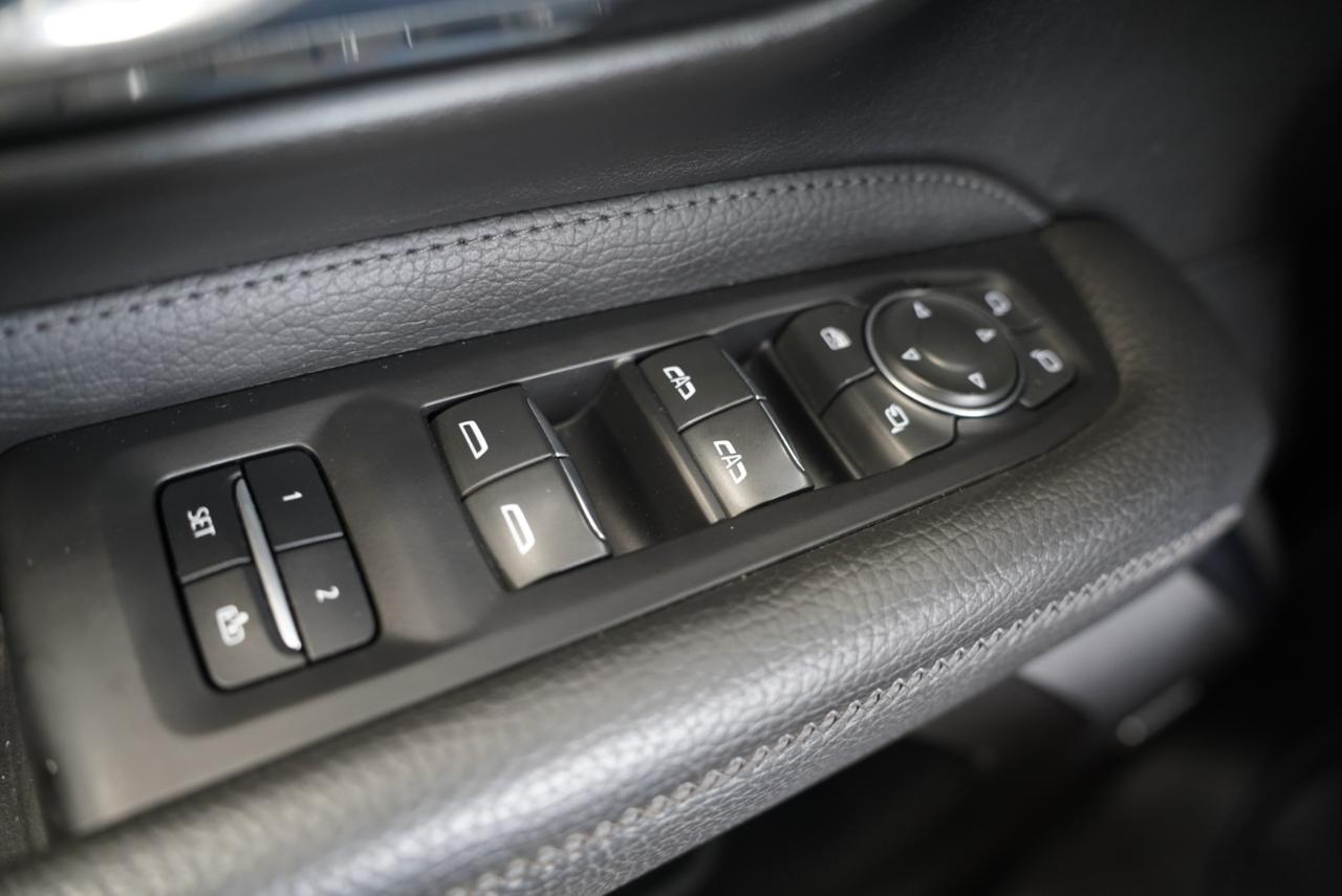 GMC Yukon XL 4WD 4dr Denali 2021