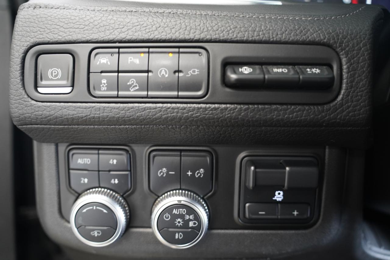 GMC Yukon XL 4WD 4dr Denali 2021