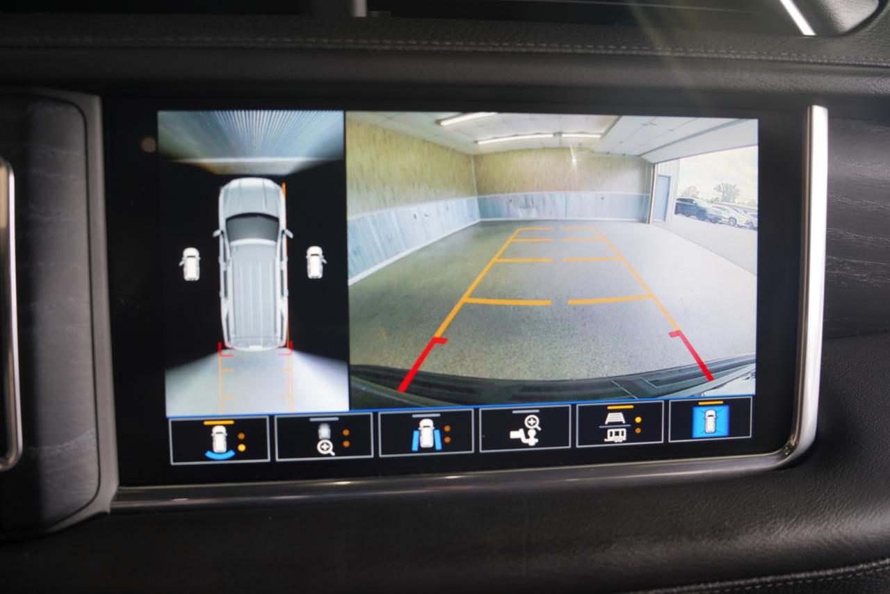GMC Yukon XL 4WD 4dr Denali 2021