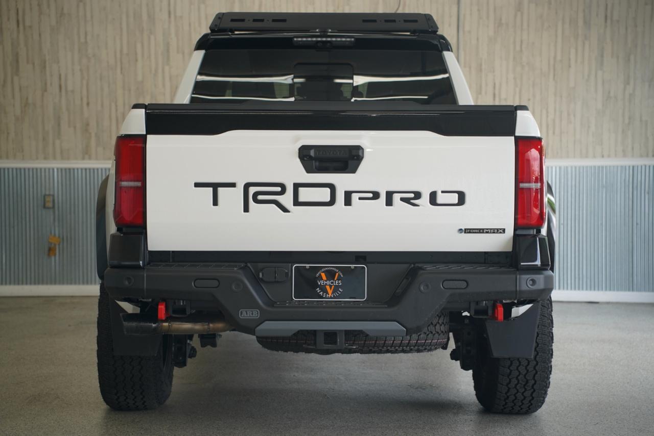 Toyota Tacoma 4WD  2024